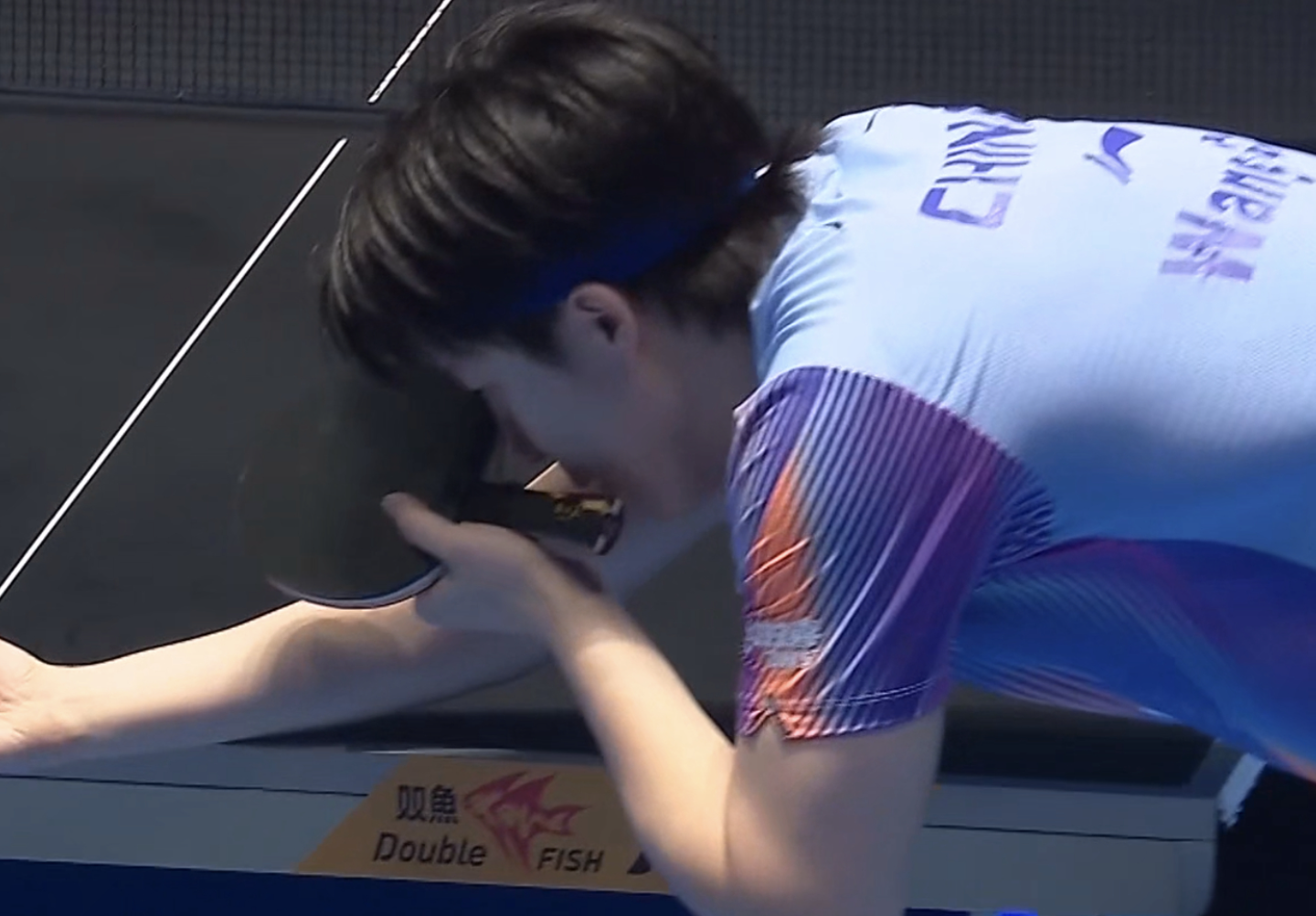 开云APP-王楚钦横扫阿卜杜勒瓦哈卜!全场压制无压力,反手起伏还需调整!